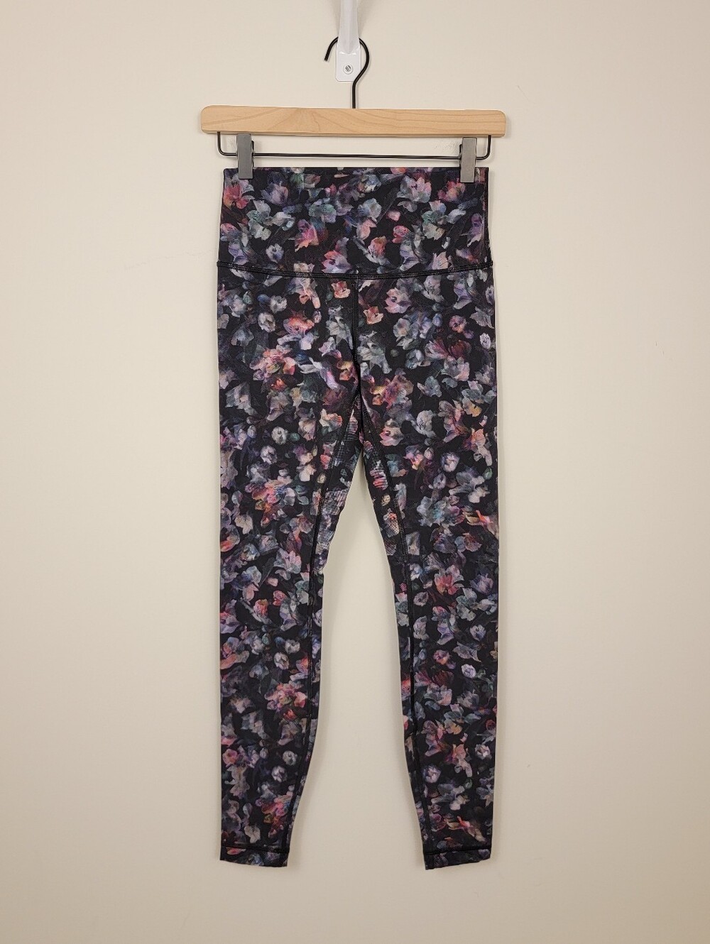 Lululemon Wunder Under HR Tight 28" Activate Floral Multi Luxtreme Size 6